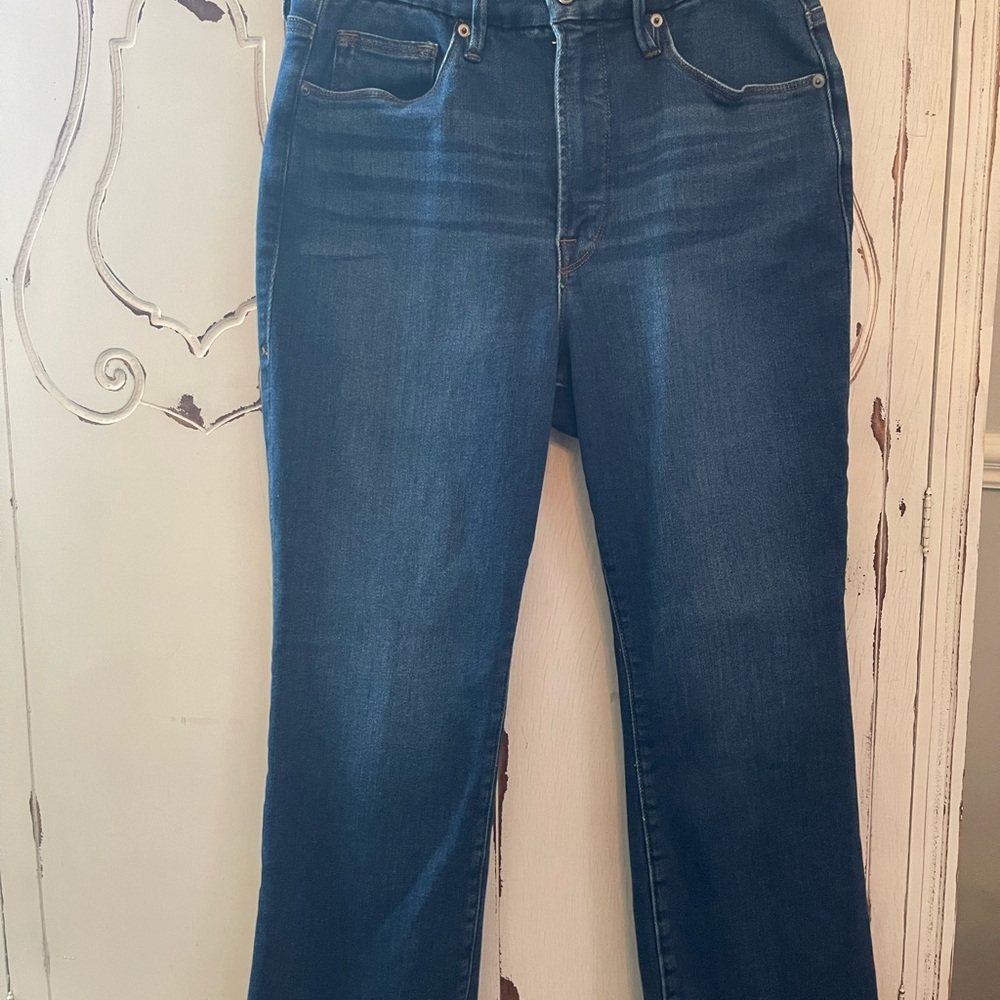 Good American “Good Legs” Jeans 2/26